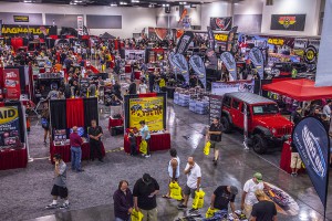 truck-jeep-fest-crowd-2015